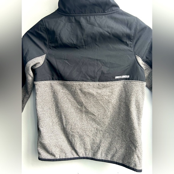 UNDER ARMOUR youth size medium fleece 1/4 zip
(Button) jacket - Picture 4 of 4